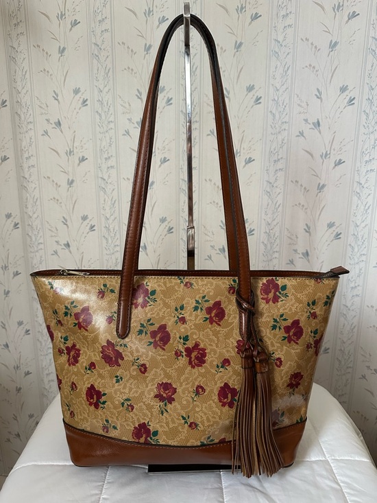 Patricia Nash Leather Floral Tote - Picture 3 of 15
